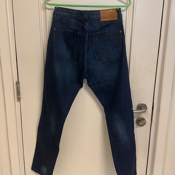 NWOT Zara Ripped Skinny Blue jeans in Dark Blue !UK 12 ! - Picture 5 of 7